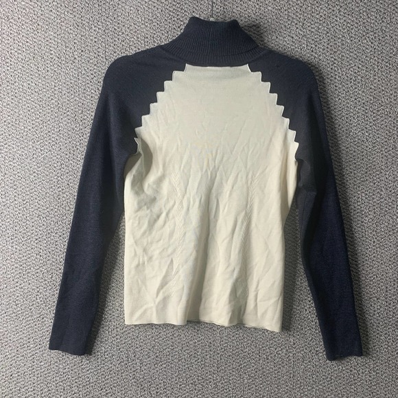 Escada Womens Sweater Size 36 Cream Gray Virgin Wool Turtleneck‎ Long Sleeves - Picture 7 of 14